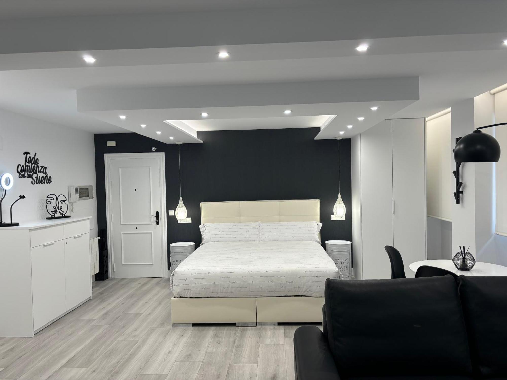 Black And White Suite Cervantes Castro Urdiales Zewnętrze zdjęcie